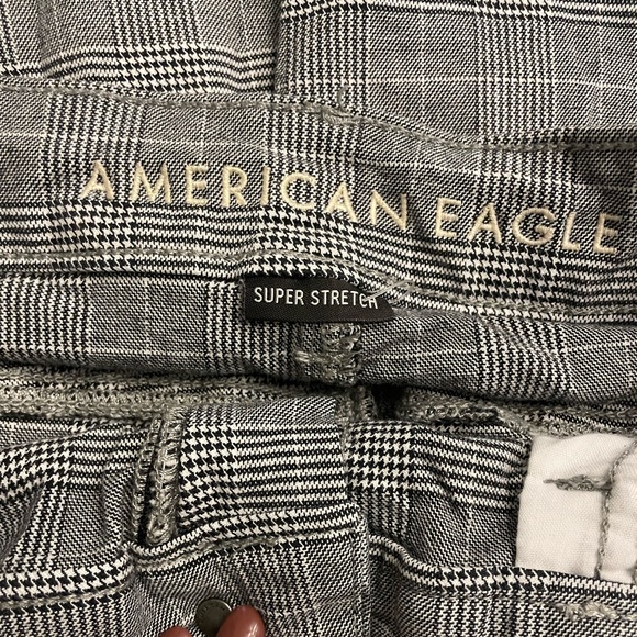 American Eagle High rise jeans. Size 14 regular. - Picture 2 of 6